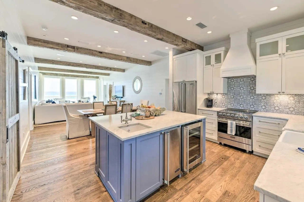 Holiday home Luxe, Beachfront Pcb Home With Decks And Grill! Panama City Beach
